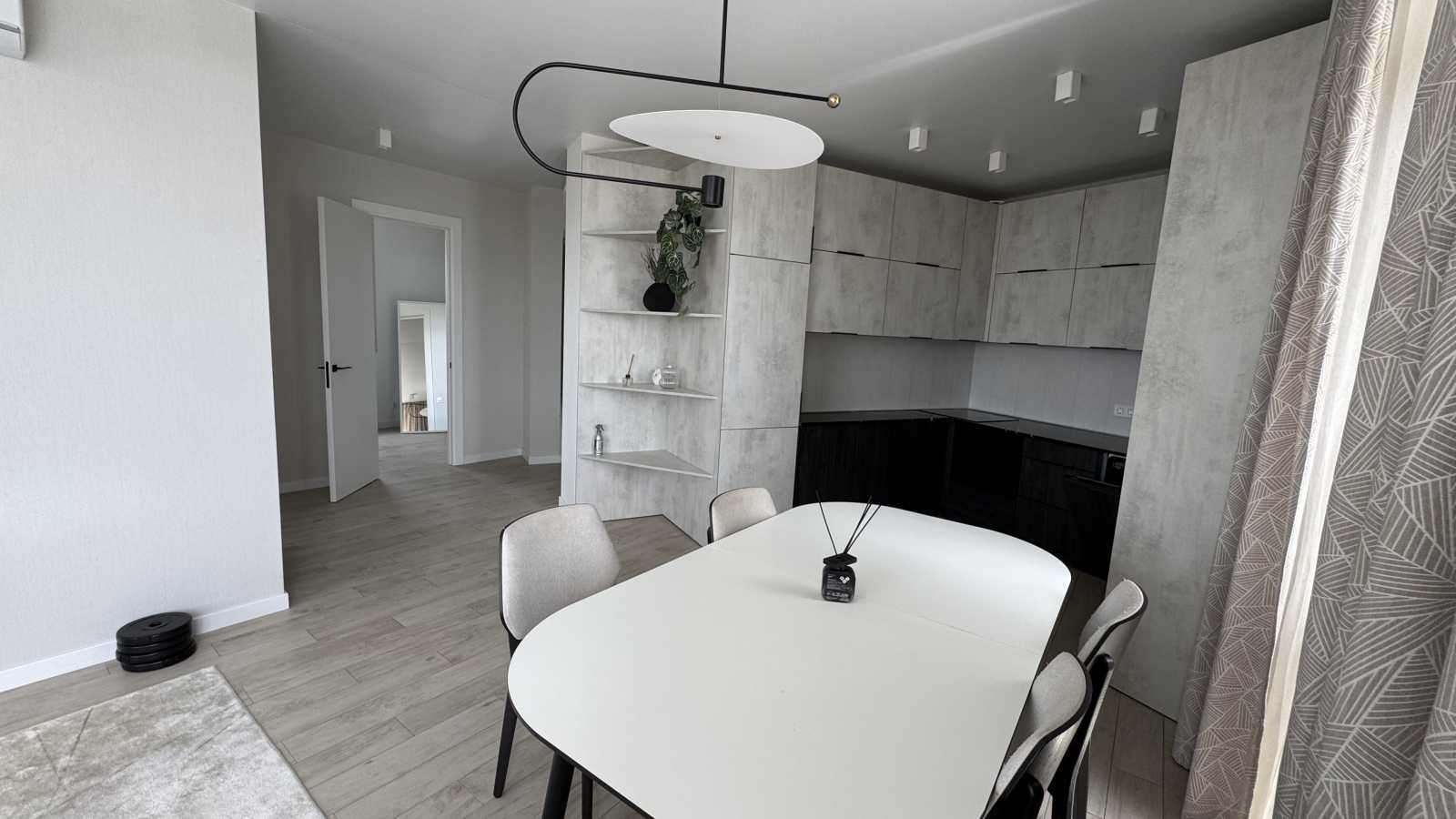 Продажа 2-комнатной квартиры 135 м², Михаила Бойчука ул., 41А