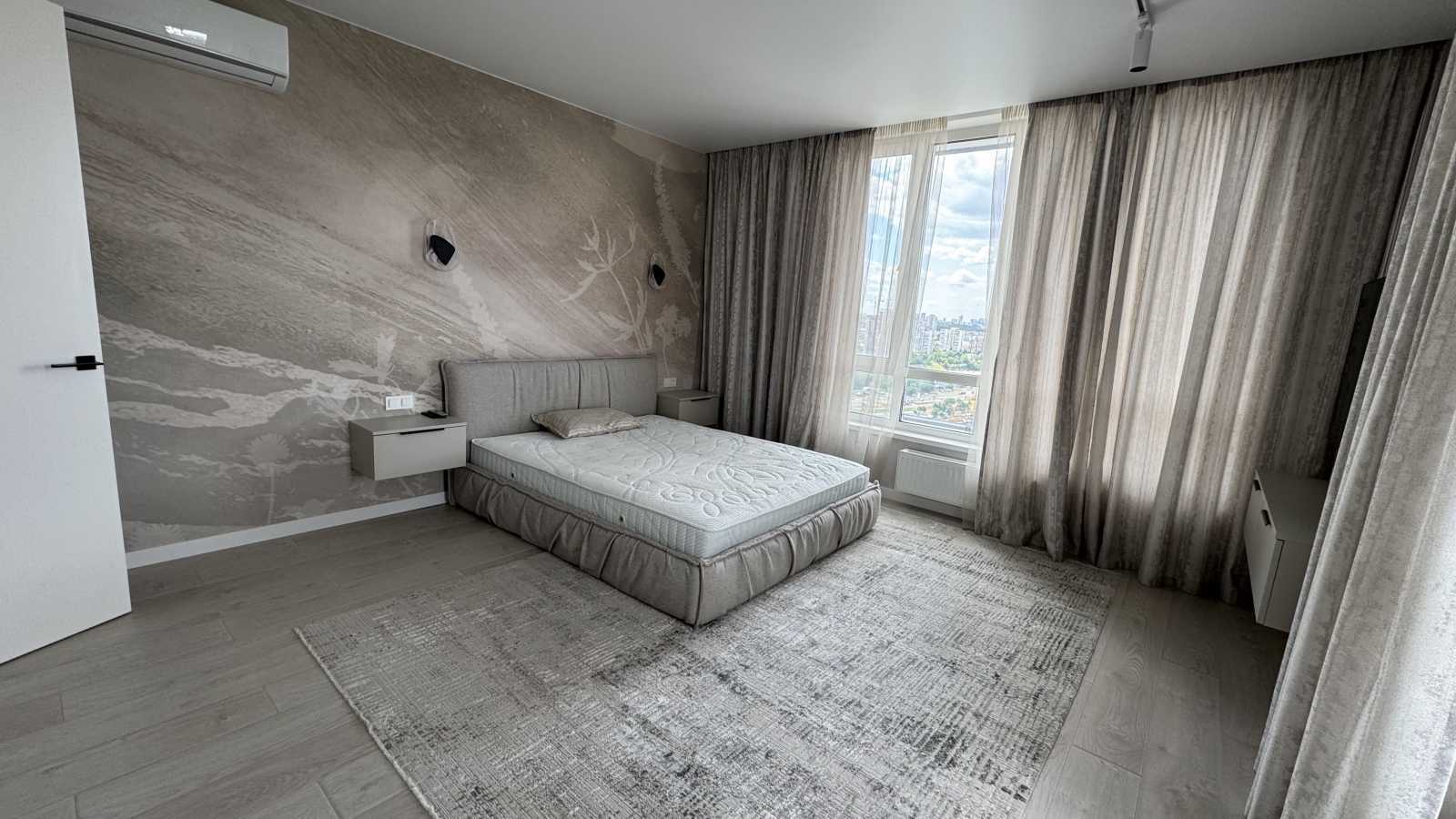 Продажа 2-комнатной квартиры 135 м², Михаила Бойчука ул., 41А