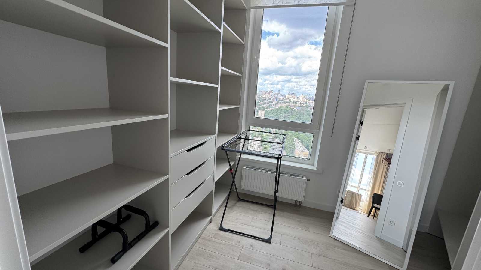 Продажа 2-комнатной квартиры 135 м², Михаила Бойчука ул., 41А