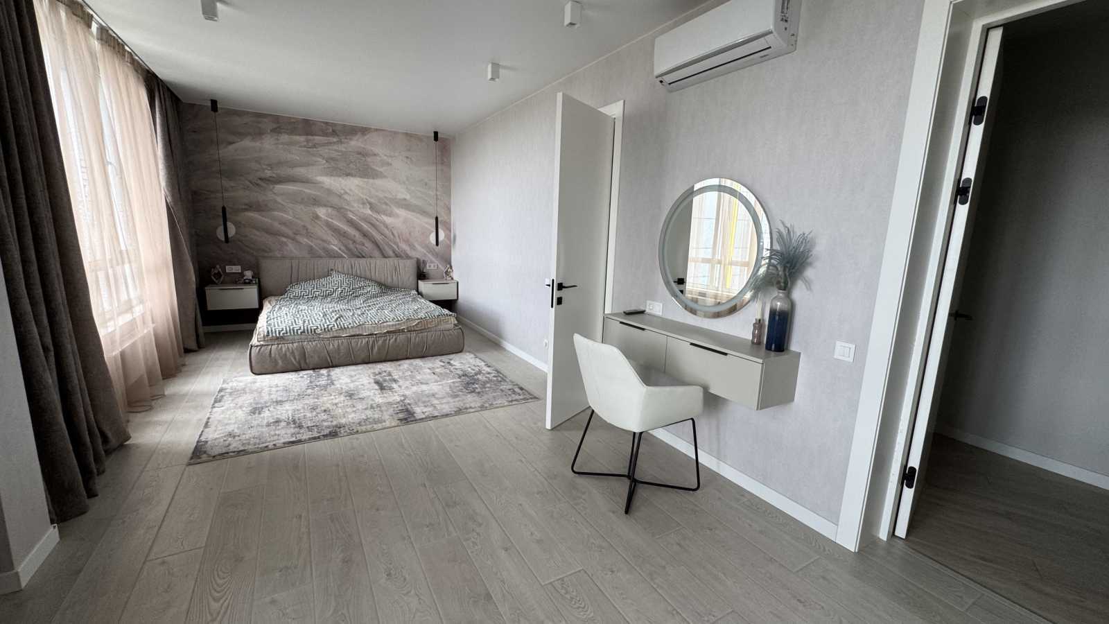 Продажа 2-комнатной квартиры 135 м², Михаила Бойчука ул., 41А