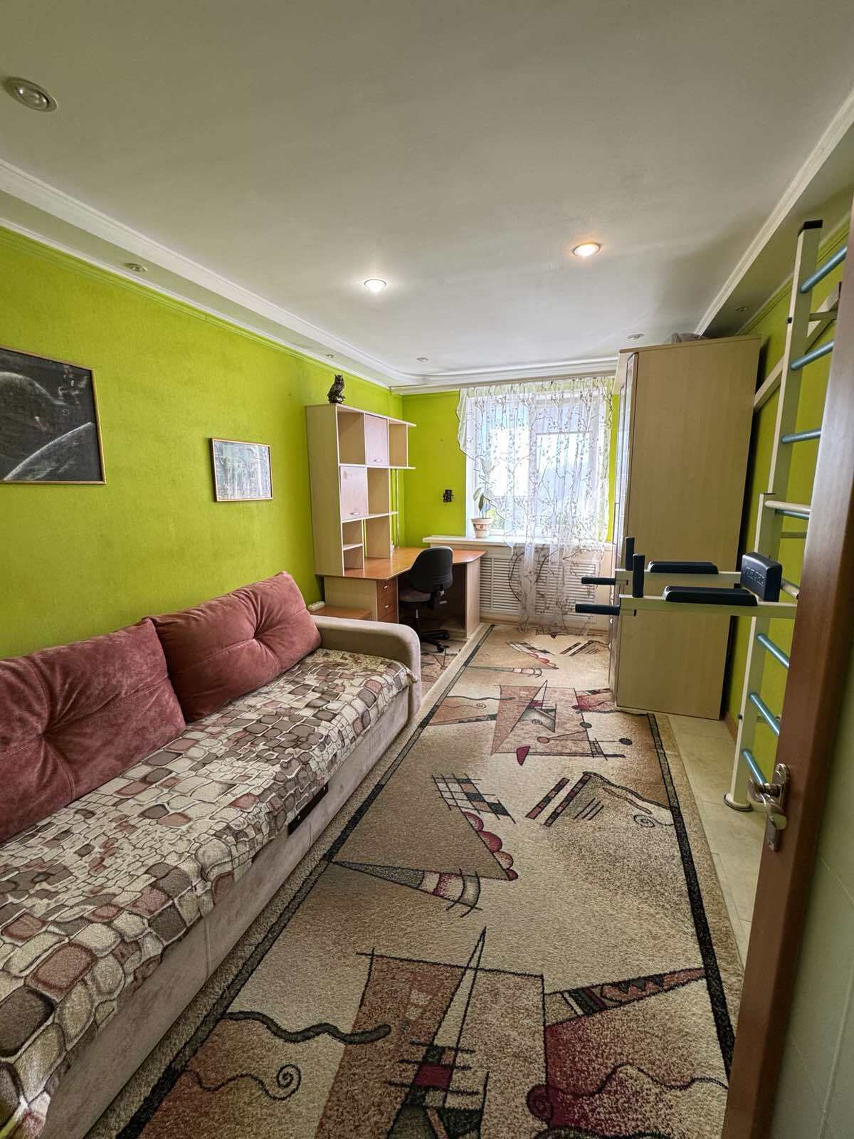 Продажа 2-комнатной квартиры 54 м², Юбилейный просп.