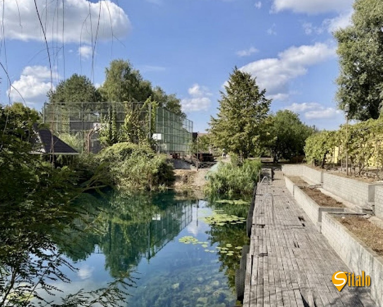 Продаж будинку 450 м²