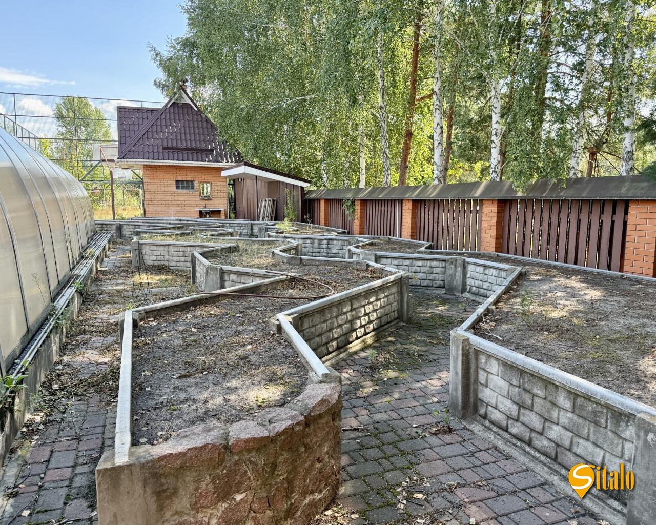 Продаж будинку 450 м²