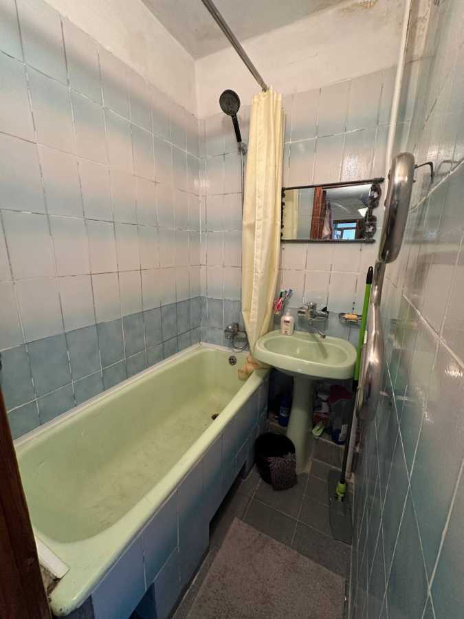 Продажа 3-комнатной квартиры 56 м², Марка Безручко ул., 23А