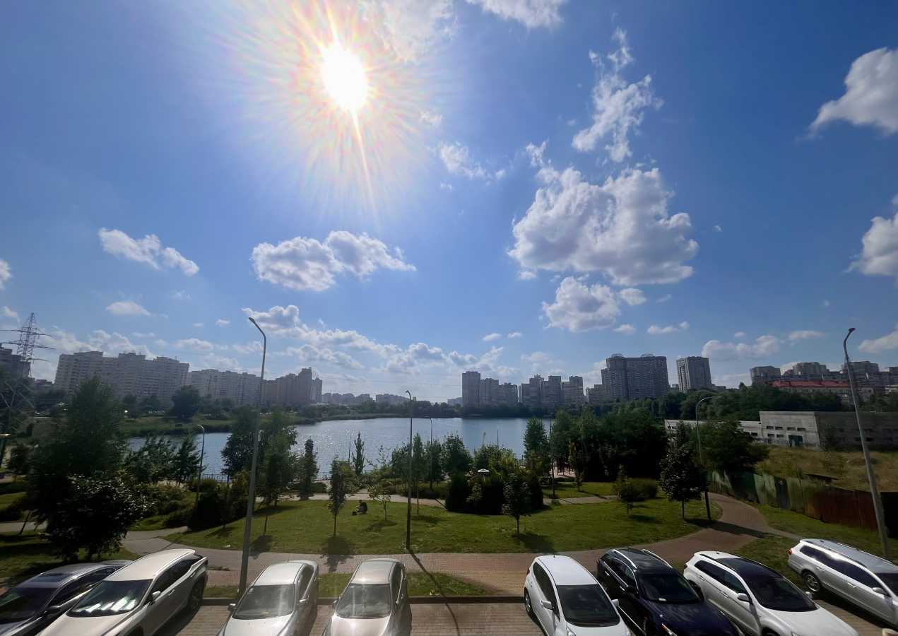 Оренда 2-кімнатної квартири 62 м², Ревуцького вул., 40В