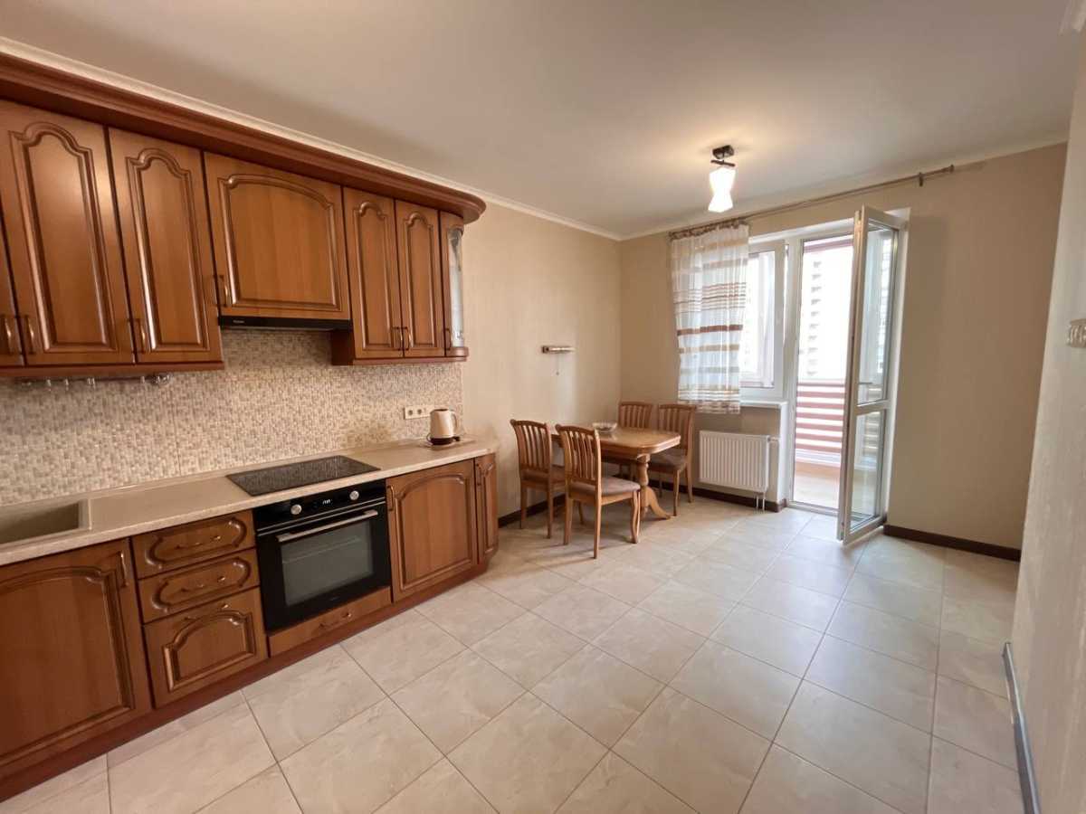 Оренда 2-кімнатної квартири 62 м², Ревуцького вул., 40В