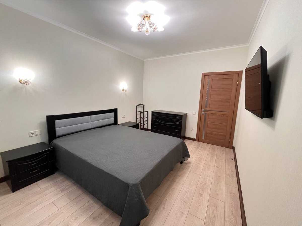 Оренда 2-кімнатної квартири 62 м², Ревуцького вул., 40В