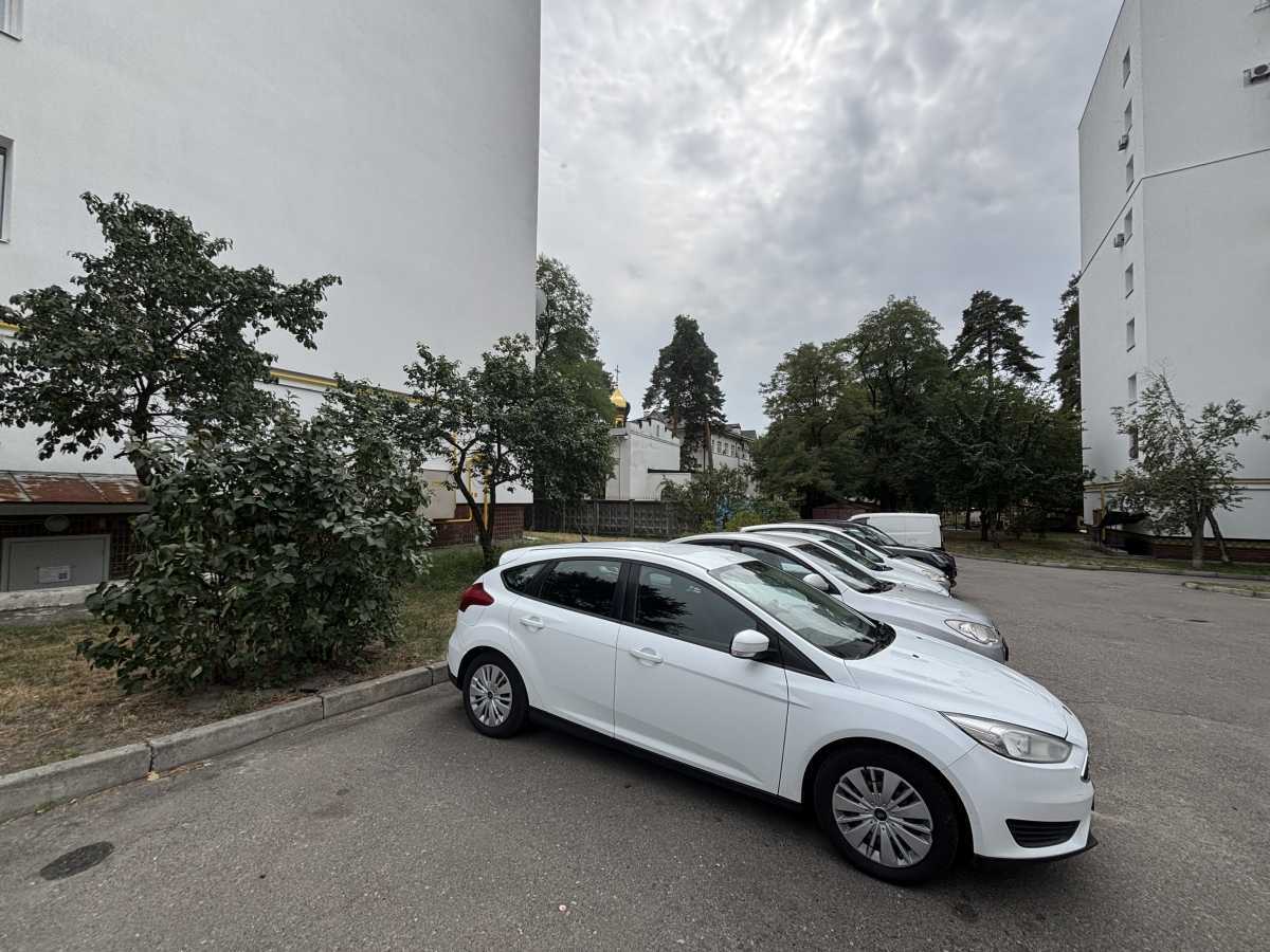 Продажа 3-комнатной квартиры 70 м², Юрия Литвинского ул., 84