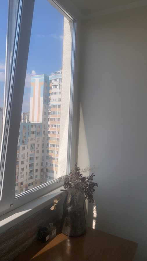 Оренда 1-кімнатної квартири 42 м², Сергія Данченка вул., 28