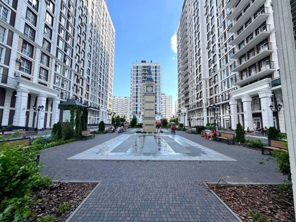 Продажа 1-комнатной квартиры 46 м², Михаила Максимовича ул., 24