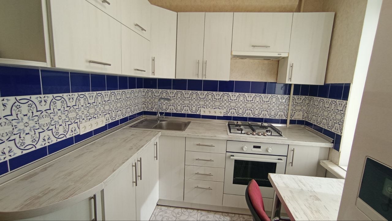 Продажа 1-комнатной квартиры 35 м², Зерновая ул., 28