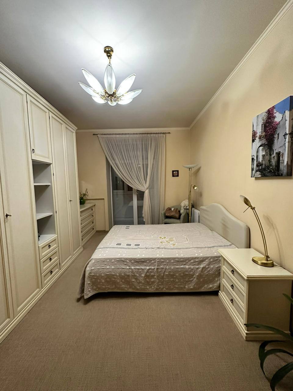 Продажа 2-комнатной квартиры 52 м², Чернышевского ул.