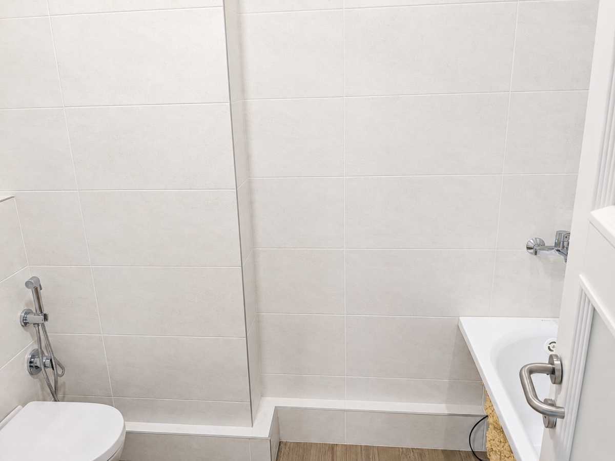 Продаж 2-кімнатної квартири 62 м², Березнева вул., 14Б