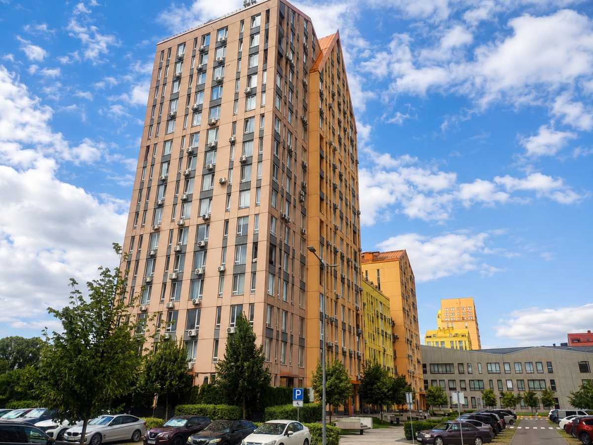 Продаж 2-кімнатної квартири 62 м², Березнева вул., 14Б
