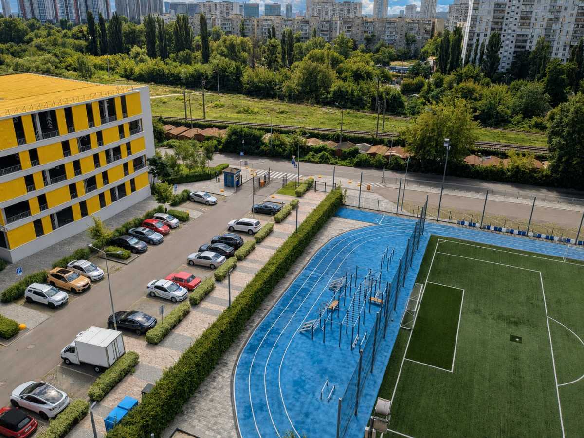 Продаж 2-кімнатної квартири 62 м², Березнева вул., 14Б