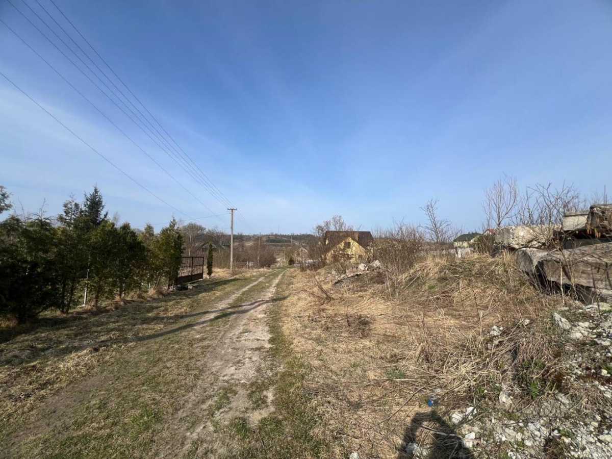 Продажа участка под индивидуальное жилое строительство 15 соток, шкільна