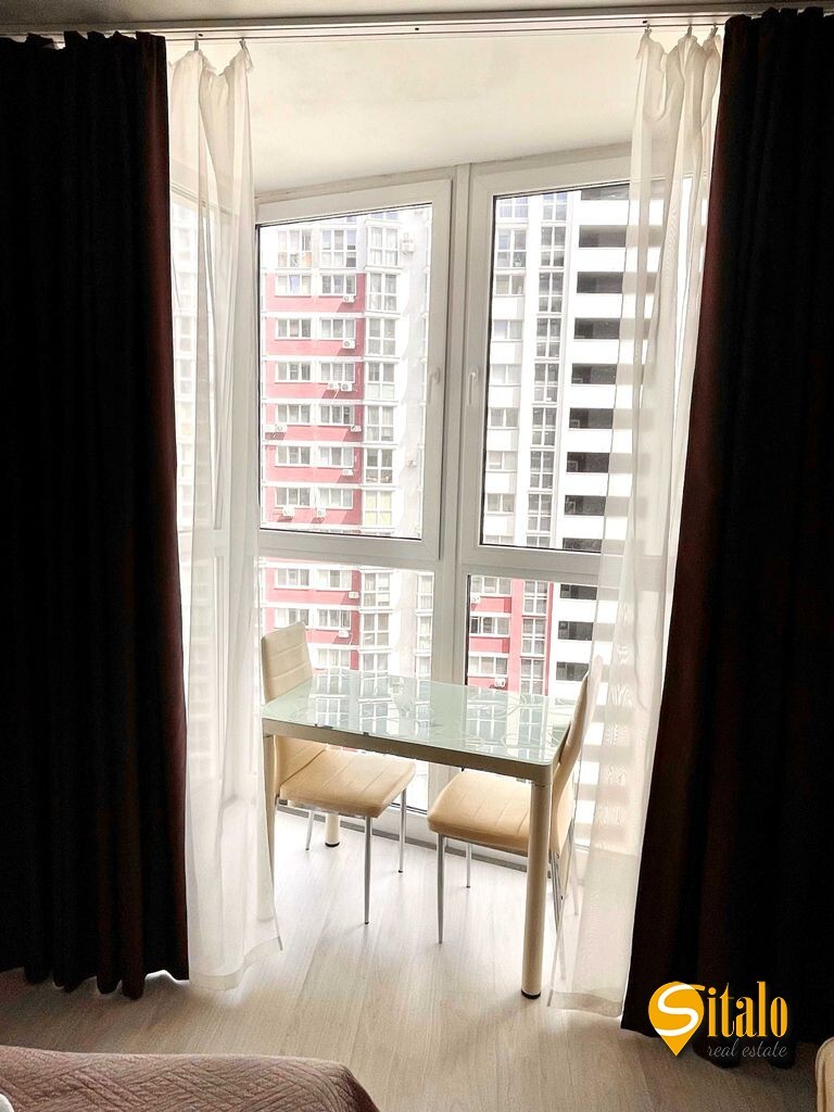 Продажа 2-комнатной квартиры 67 м², Драгоманова ул., 2А