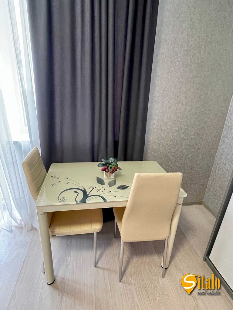 Продажа 2-комнатной квартиры 67 м², Драгоманова ул., 2А