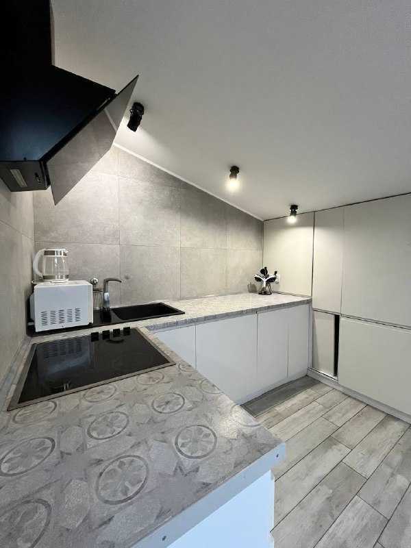 Аренда 3-комнатной квартиры 60 м², Дмитріївська, 19