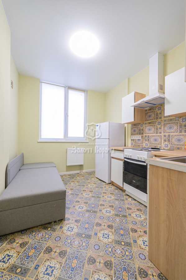 Продажа 1-комнатной квартиры 38 м², Светлая ул., 3д