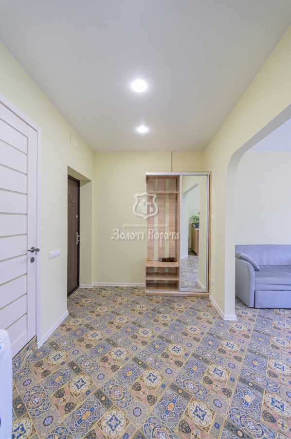 Продажа 1-комнатной квартиры 38 м², Светлая ул., 3д