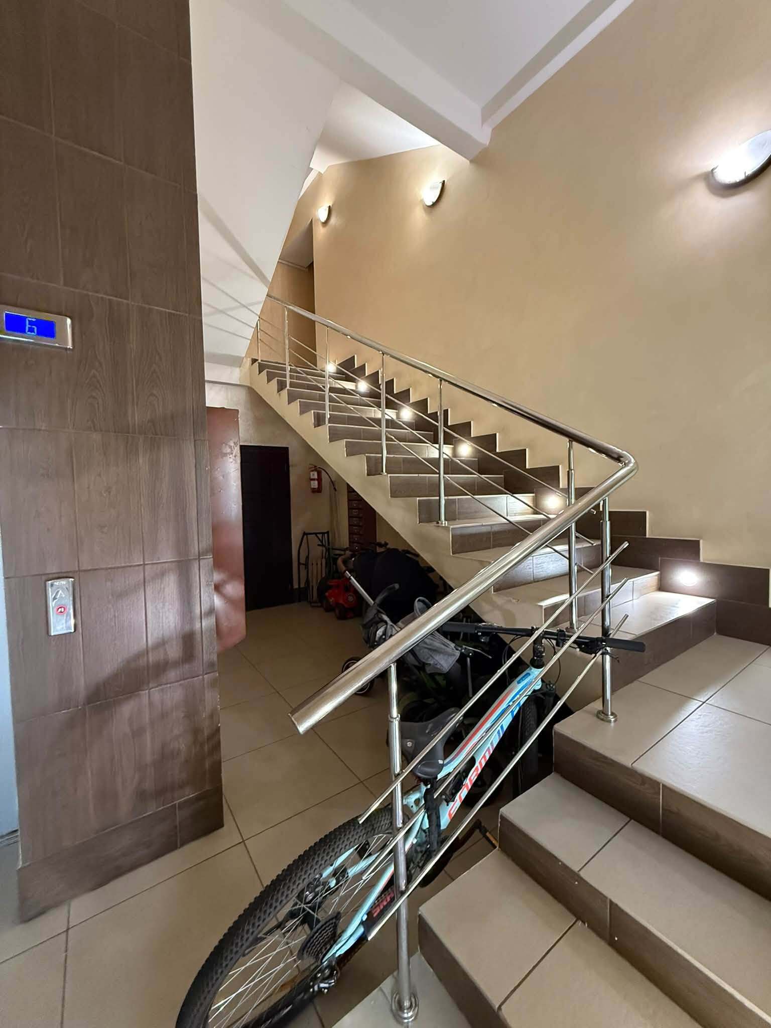 Продажа 3-комнатной квартиры 90 м²