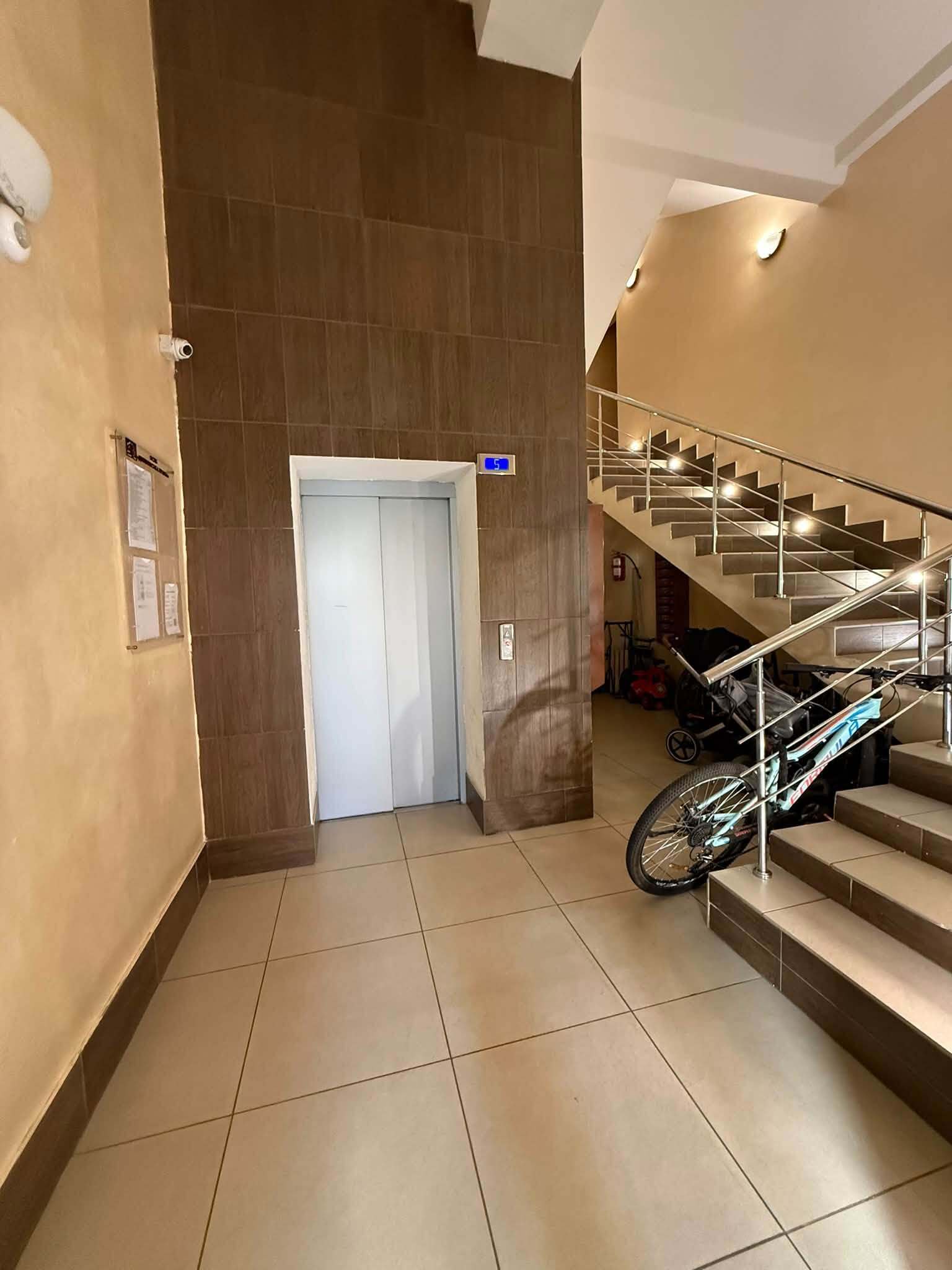 Продажа 3-комнатной квартиры 90 м²