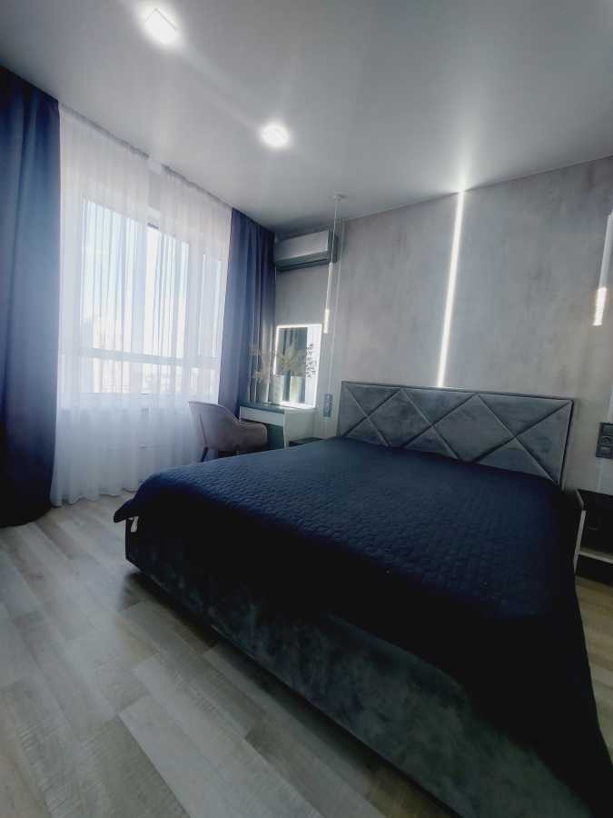 Оренда 1-кімнатної квартири 48 м², Шолуденка вул., 1В