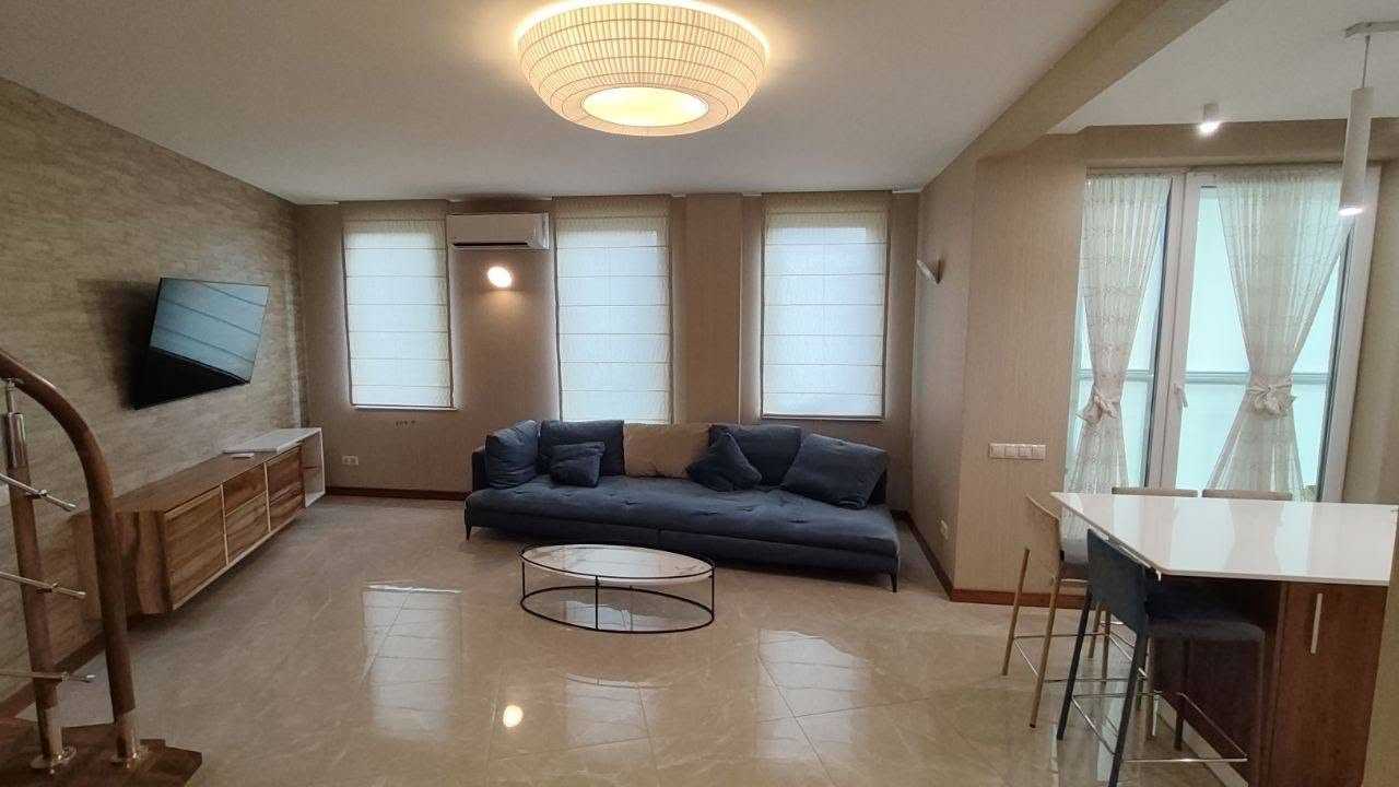 Аренда 2-комнатной квартиры 145 м², Пекарская ул.