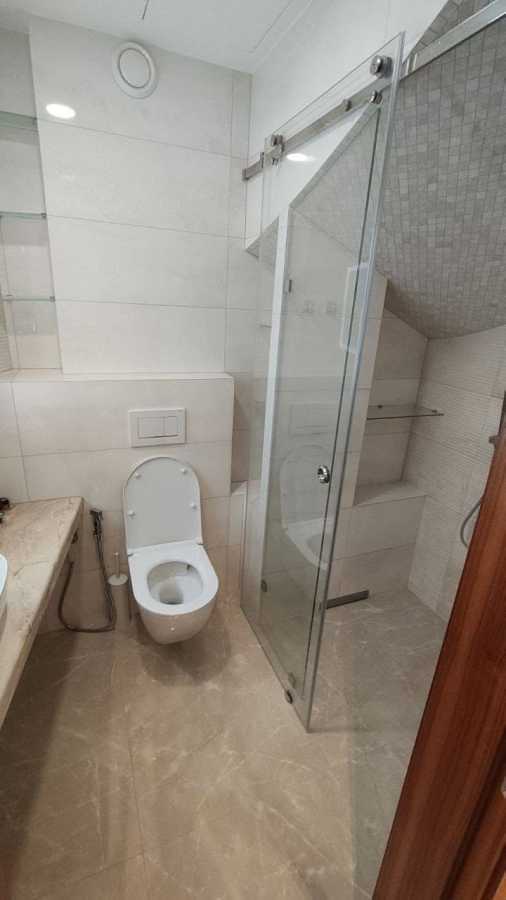Аренда 2-комнатной квартиры 145 м², Пекарская ул.