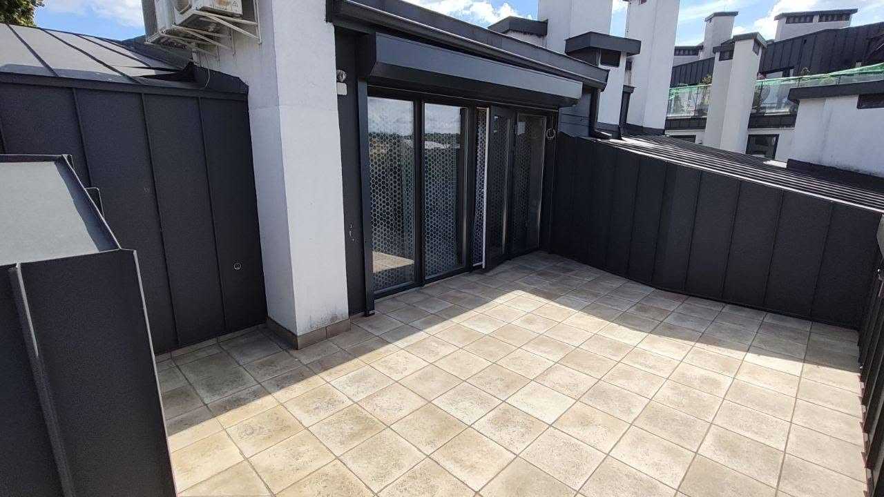Аренда 2-комнатной квартиры 145 м², Пекарская ул.