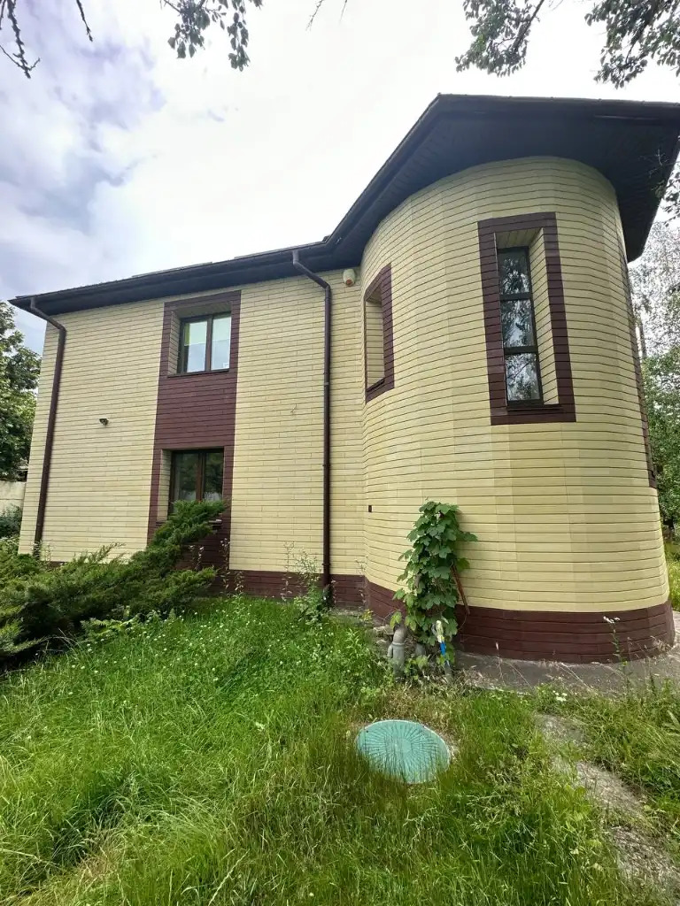 Оренда будинку 140 м²