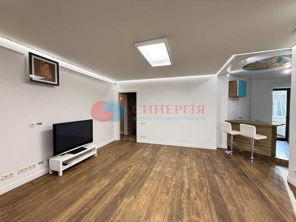 Оренда 4-кімнатної квартири 105 м², Івана Мазепи вул., 3Б