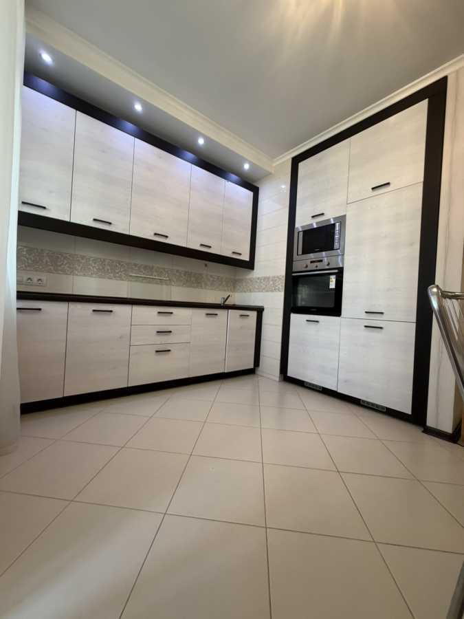 Продажа 1-комнатной квартиры 56 м², Анны Ахматовой ул., 22