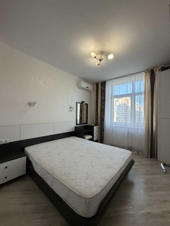 Продажа 1-комнатной квартиры 56 м², Анны Ахматовой ул., 22