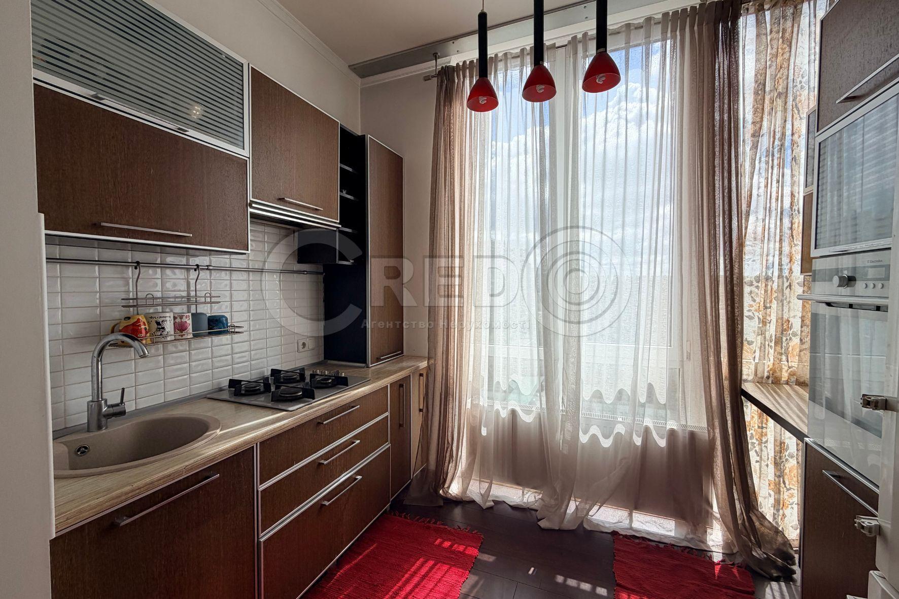 Аренда 3-комнатной квартиры 110 м², Пришвина ул.
