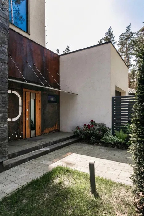 Оренда будинку 220 м²