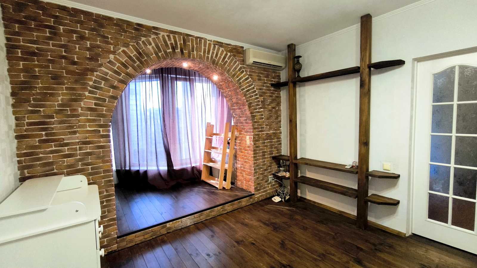 Продажа 1-комнатной квартиры 45.7 м², Мира просп., 63