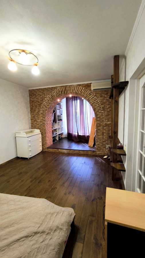 Продажа 1-комнатной квартиры 45.7 м², Мира просп., 63