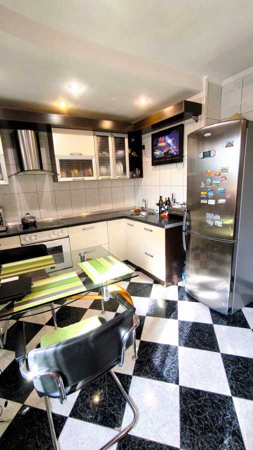 Продажа 1-комнатной квартиры 45.7 м², Мира просп., 63