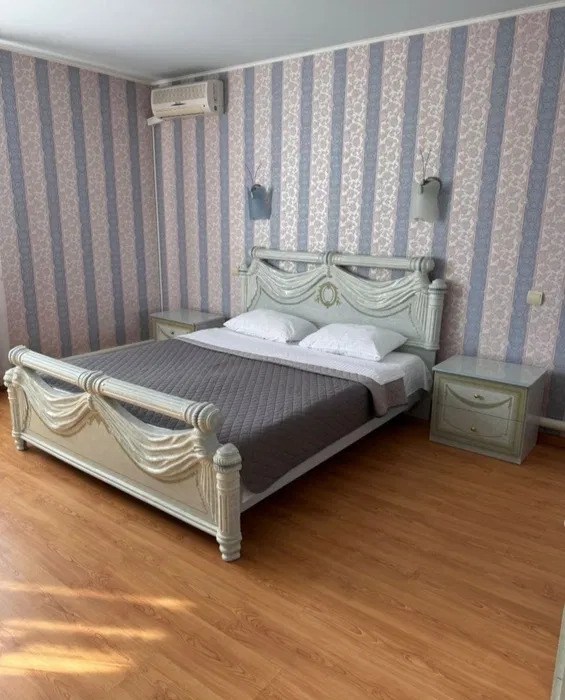 Аренда дома 220 м²