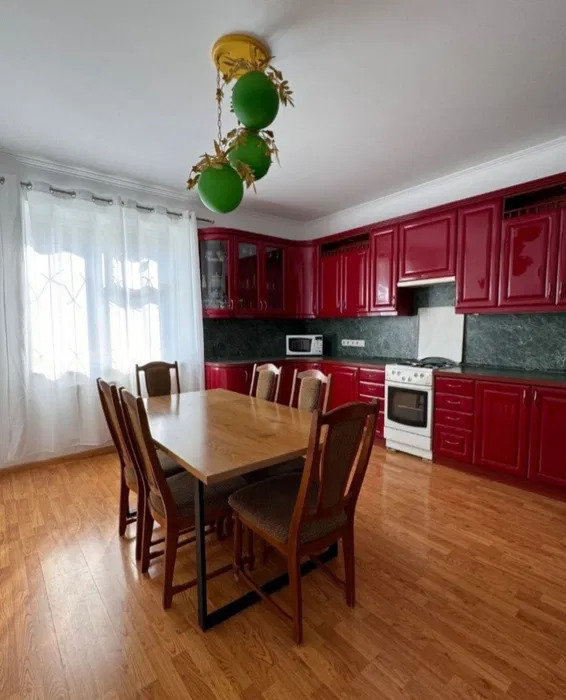 Аренда дома 220 м²