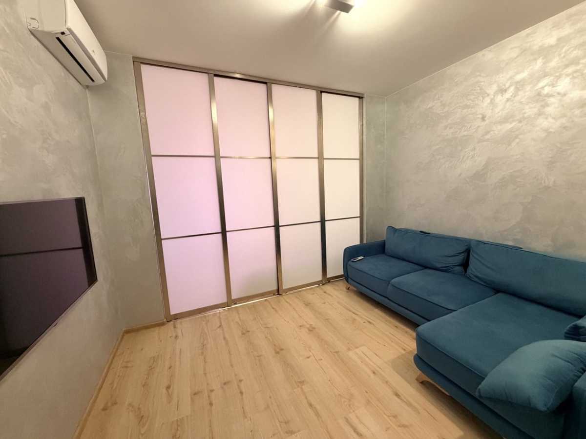 Продажа 1-комнатной квартиры 42 м², Ломоносова ул., 36В
