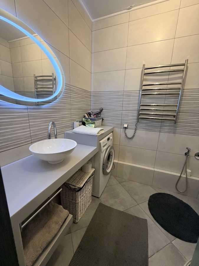 Продажа 1-комнатной квартиры 42 м², Ломоносова ул., 36В