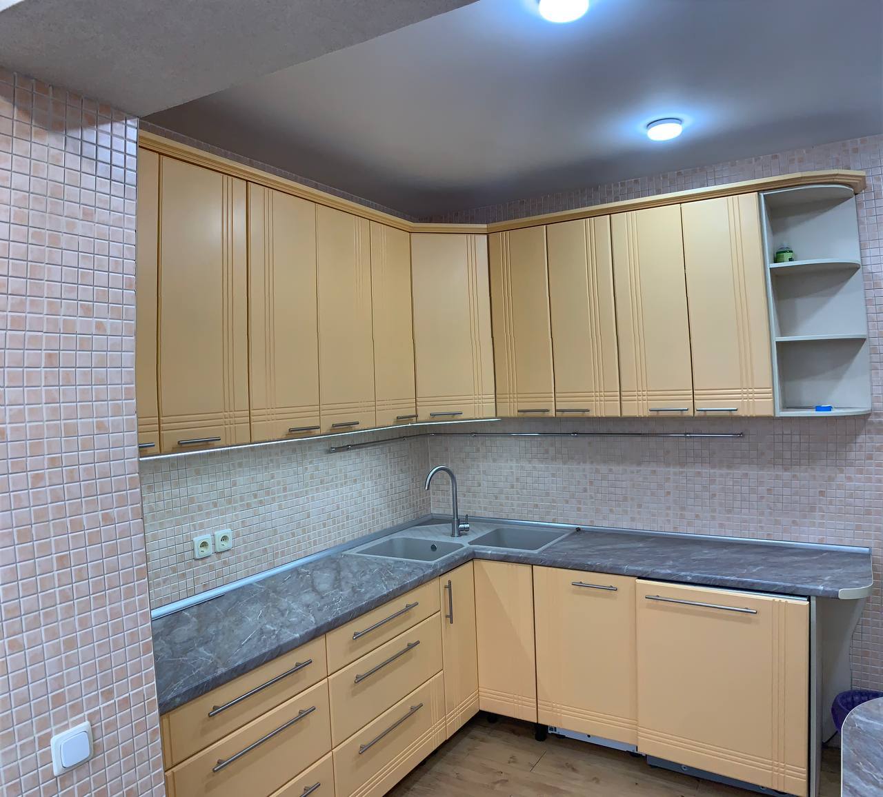 Аренда 1-комнатной квартиры 43 м², Миропольская ул., 21