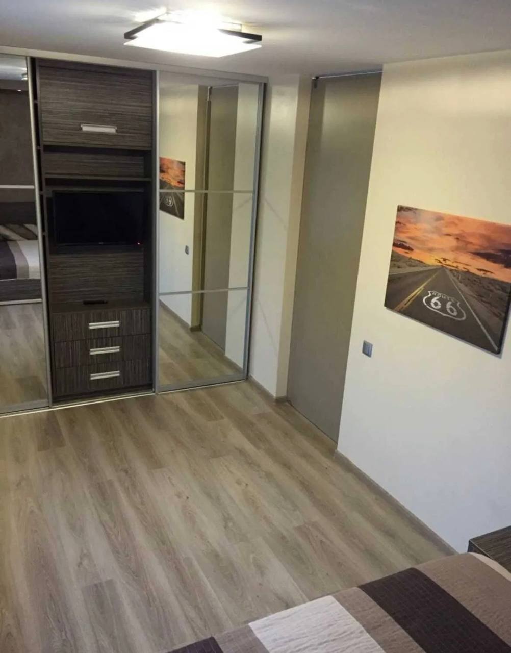 Продажа 2-комнатной квартиры 47 м², Александра Поля просп.