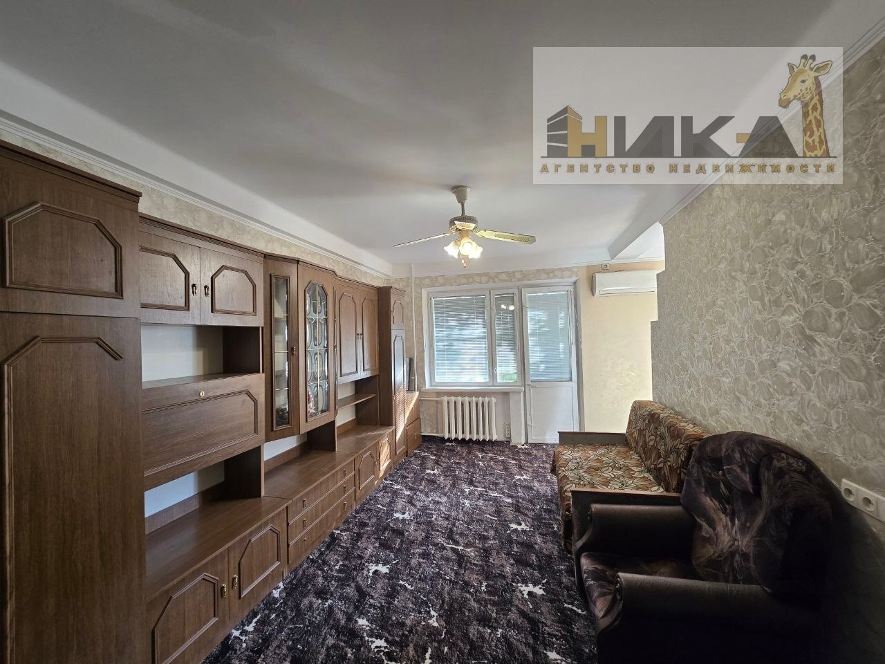 Продаж 2-кімнатної квартири 42 м², Лахтинська вул.