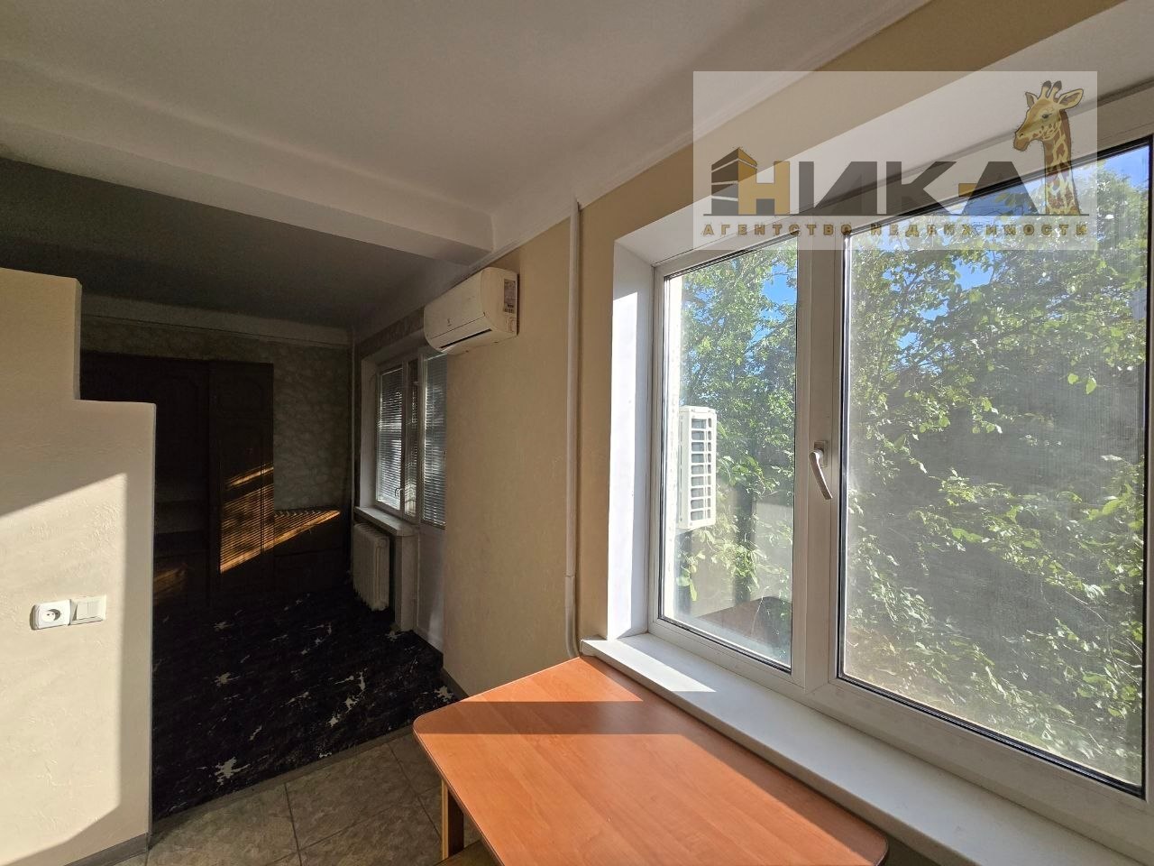 Продаж 2-кімнатної квартири 42 м², Лахтинська вул.
