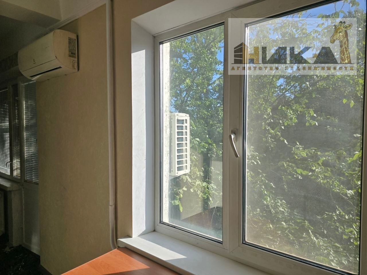 Продаж 2-кімнатної квартири 42 м², Лахтинська вул.