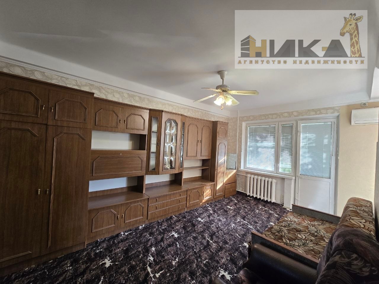 Продаж 2-кімнатної квартири 42 м², Лахтинська вул.